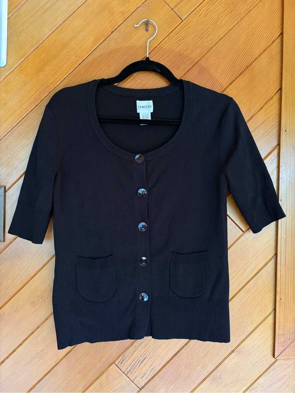 Chico's Black Short-Sleeve Button Front Cardigan size 0